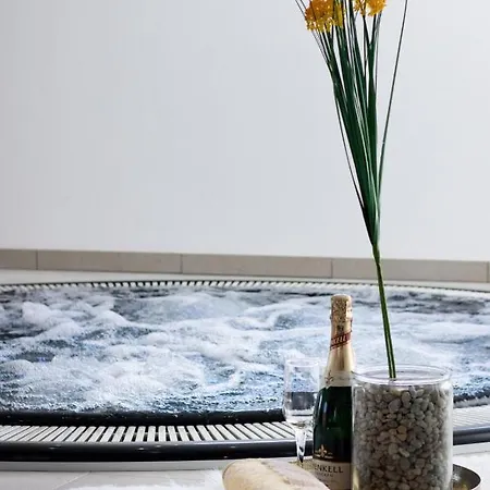 Apartman Expression